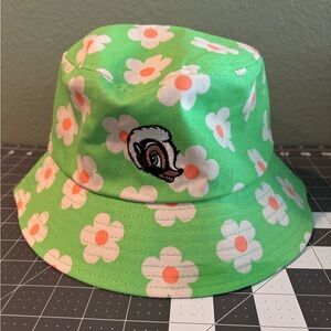 Floral Green Bucket Hat. Disney. Skunk